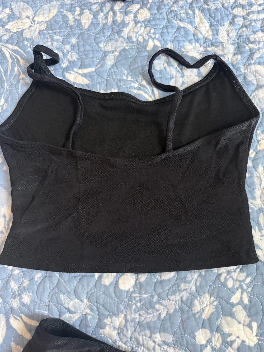 Black Seamless Cropped Tank and shorts